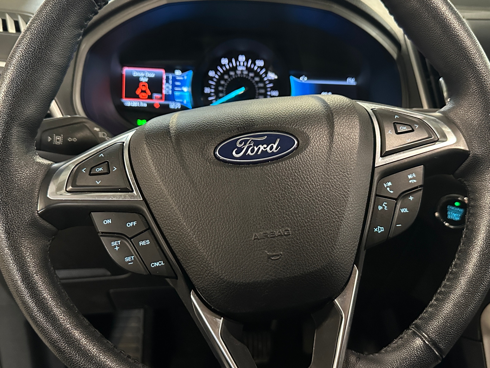 Thumbnail: 2023 Ford Edge - 4