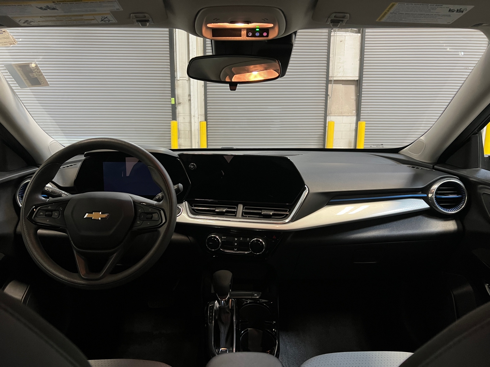 Thumbnail: 2025 Chevrolet Trax - 3