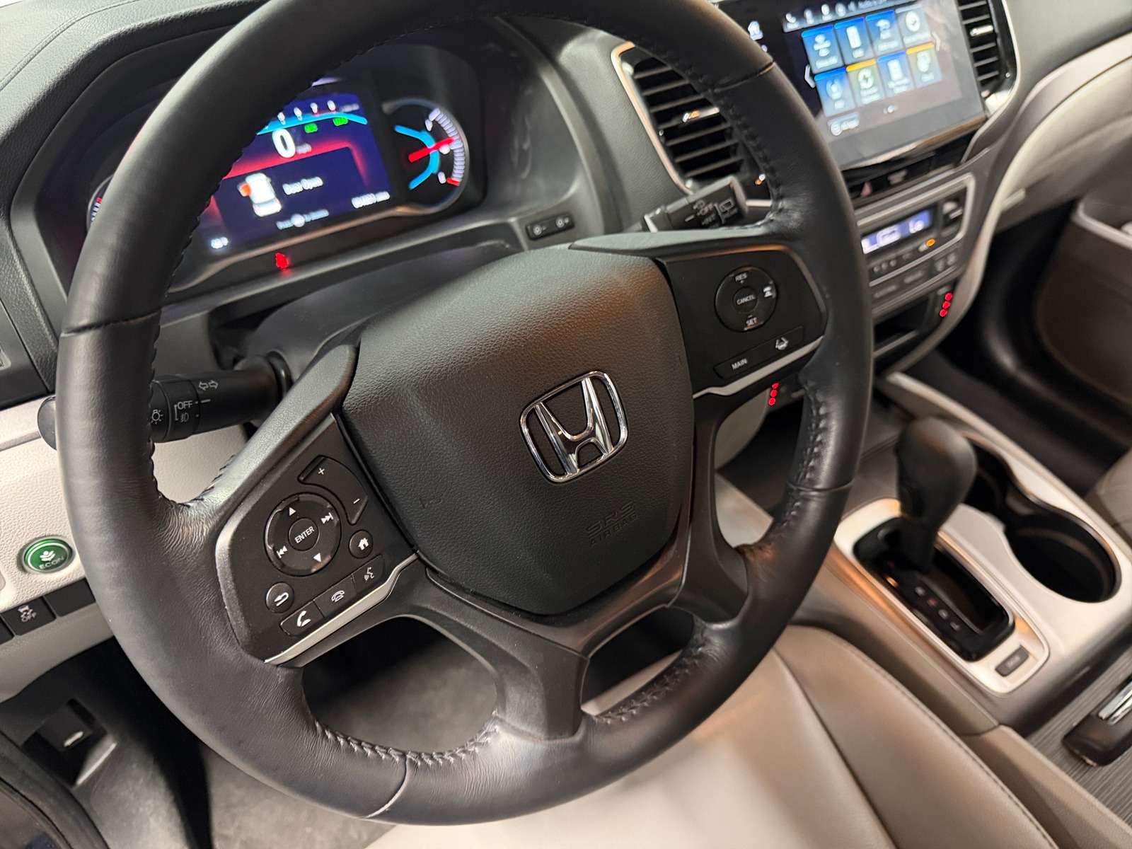 Thumbnail: 2019 Honda Pilot - 4