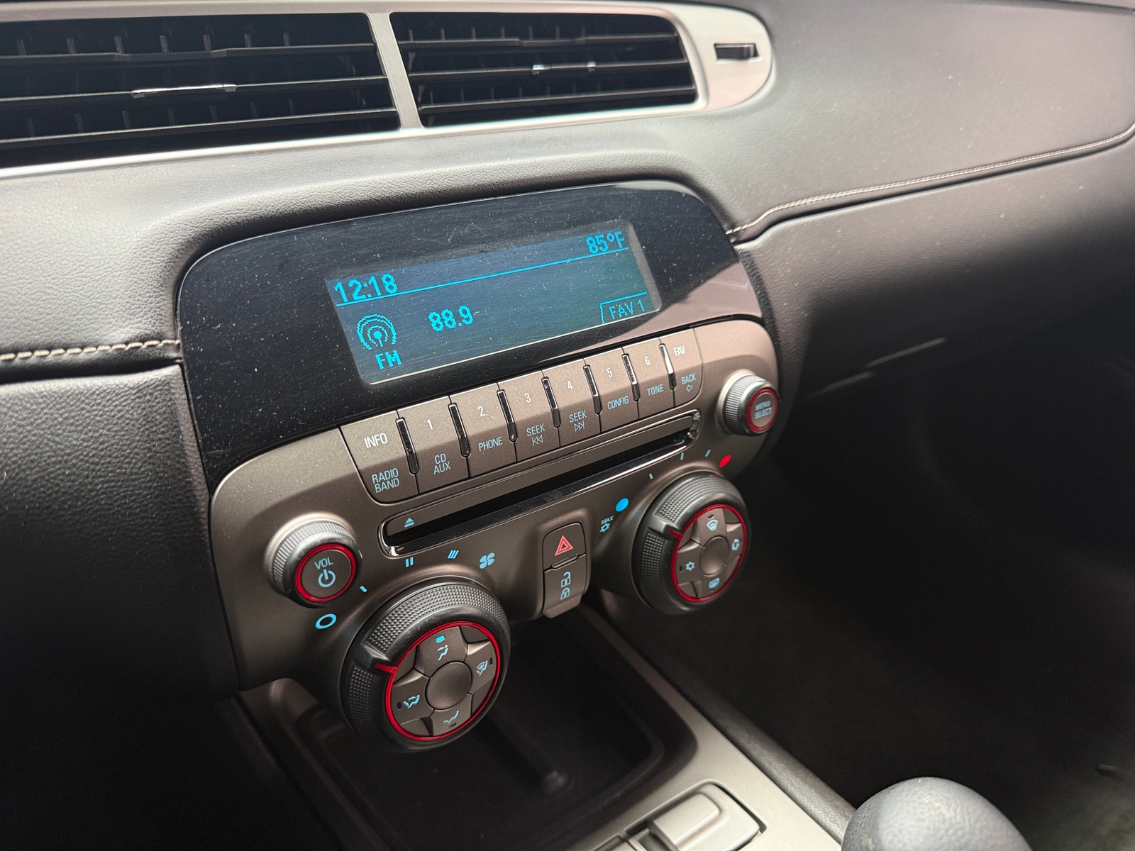 Thumbnail: 2015 Chevrolet Camaro - 3