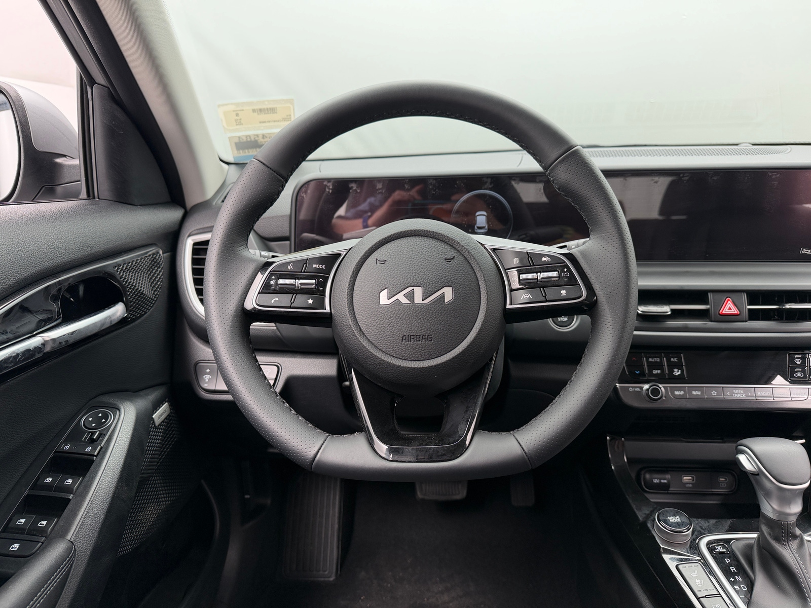 Thumbnail: 2026 Kia Seltos - 4