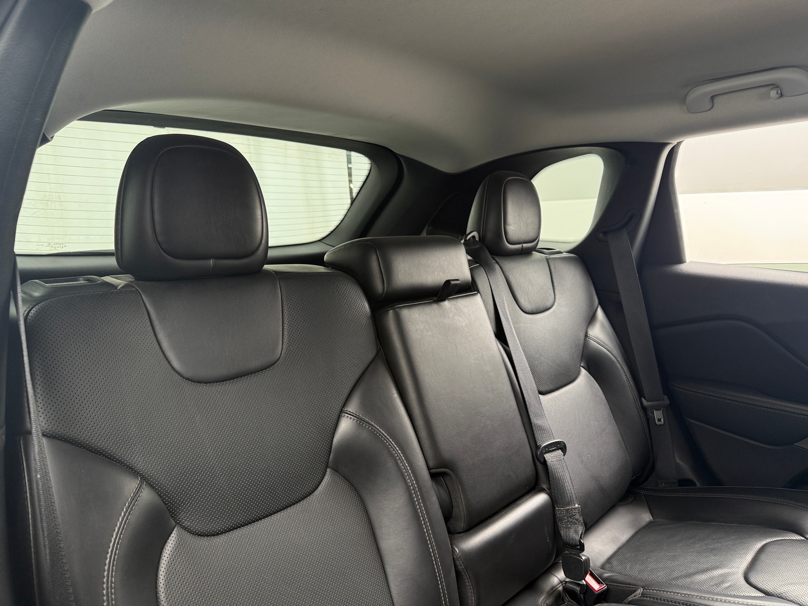 Thumbnail: 2020 Jeep Cherokee - 5