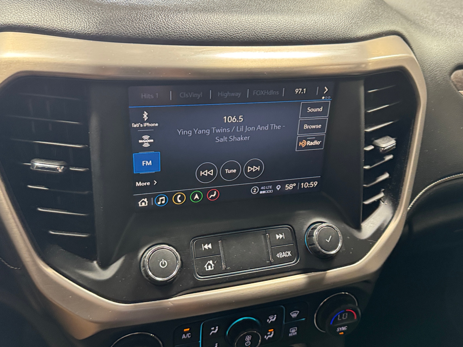 Thumbnail: 2021 GMC Acadia - 3