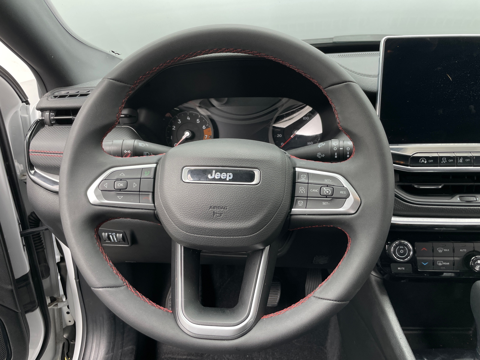 Thumbnail: 2025 Jeep Compass - 5