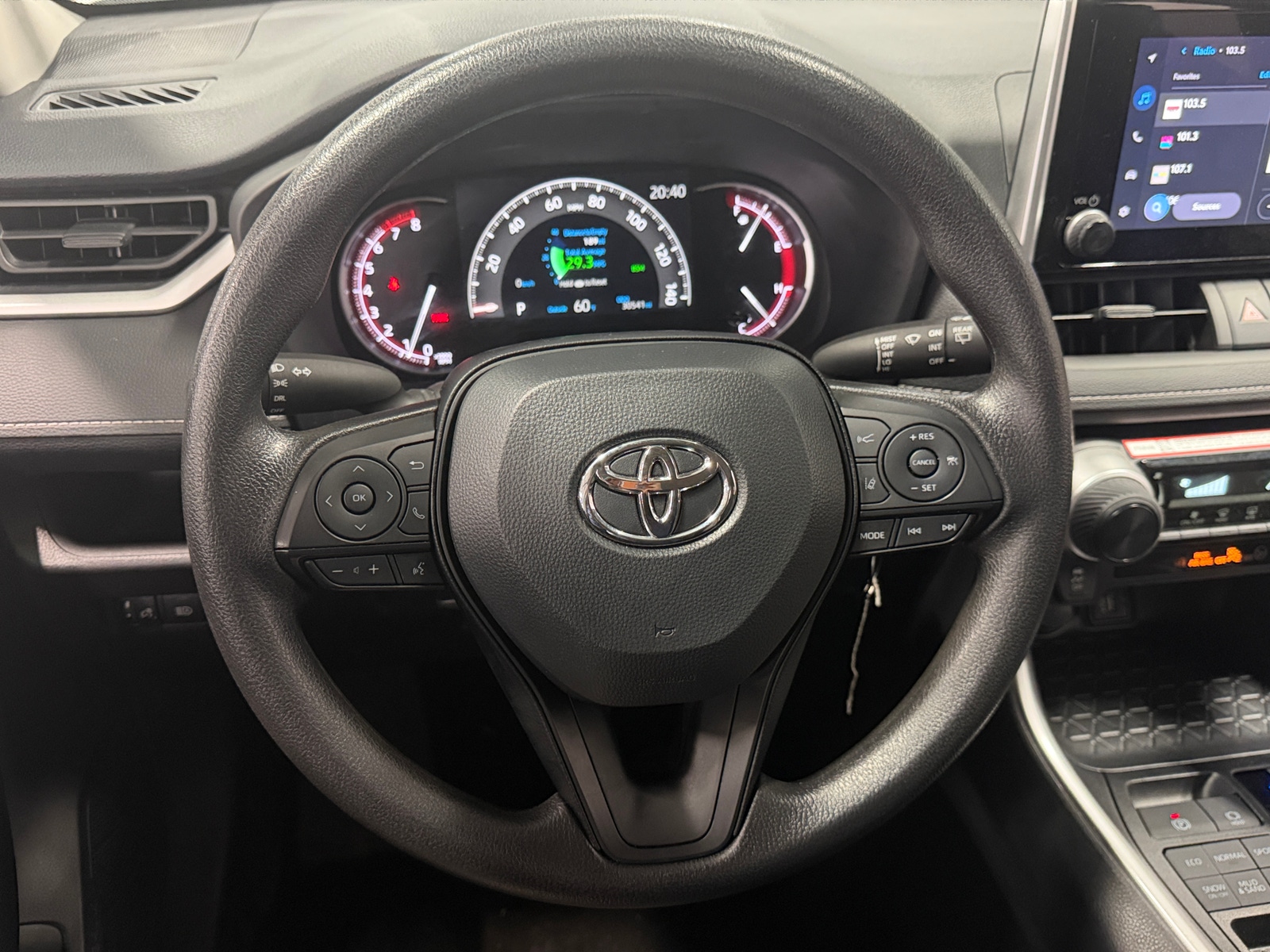 Thumbnail: 2025 Toyota RAV4 - 5