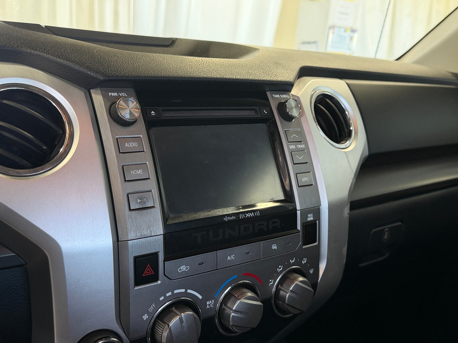 Thumbnail: 2019 Toyota Tundra - 4