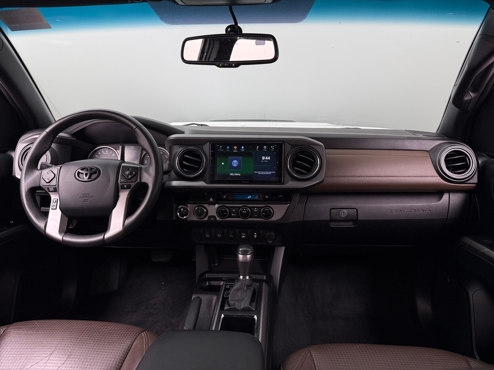 Thumbnail: 2017 Toyota Tacoma - 2