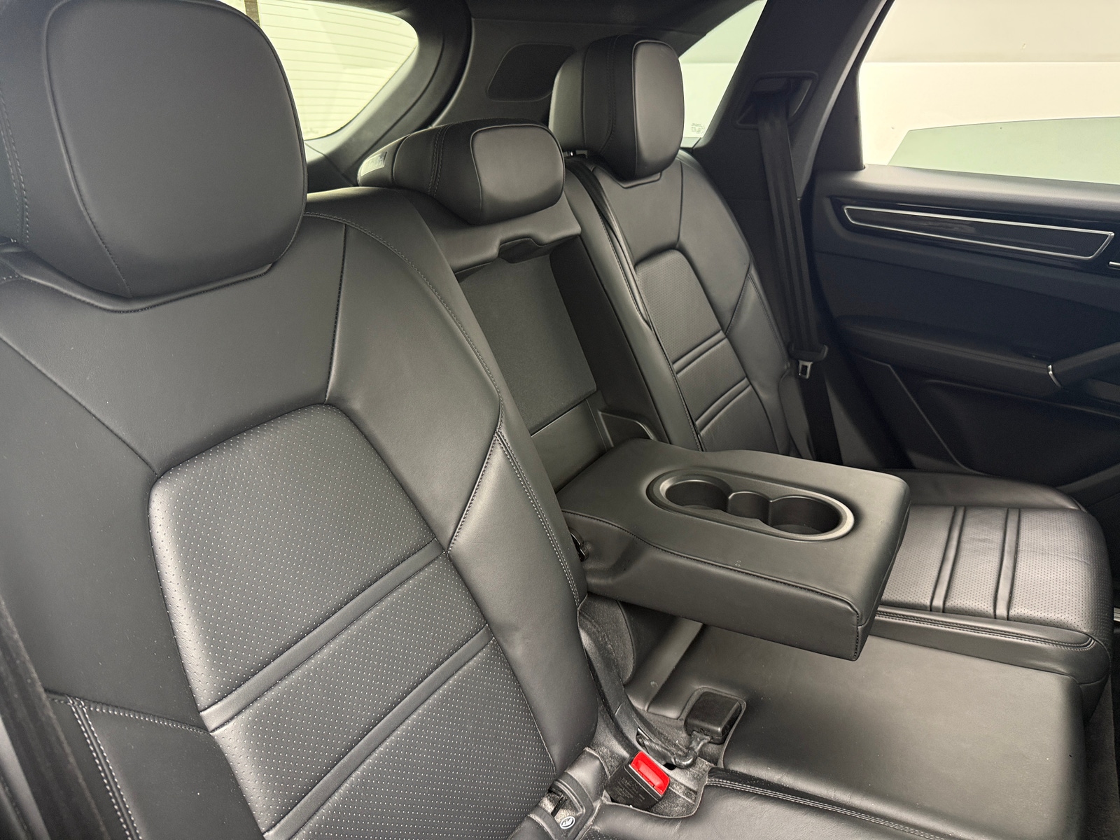 Thumbnail: 2021 Porsche Cayenne - 5