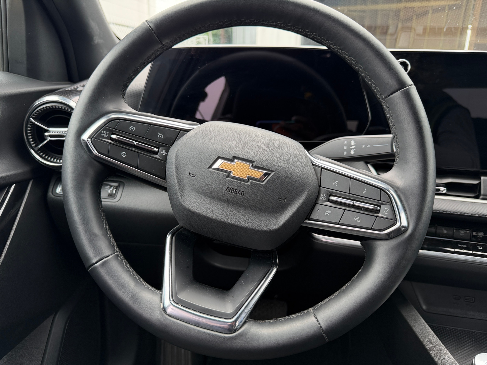 Thumbnail: 2025 Chevrolet Equinox - 5