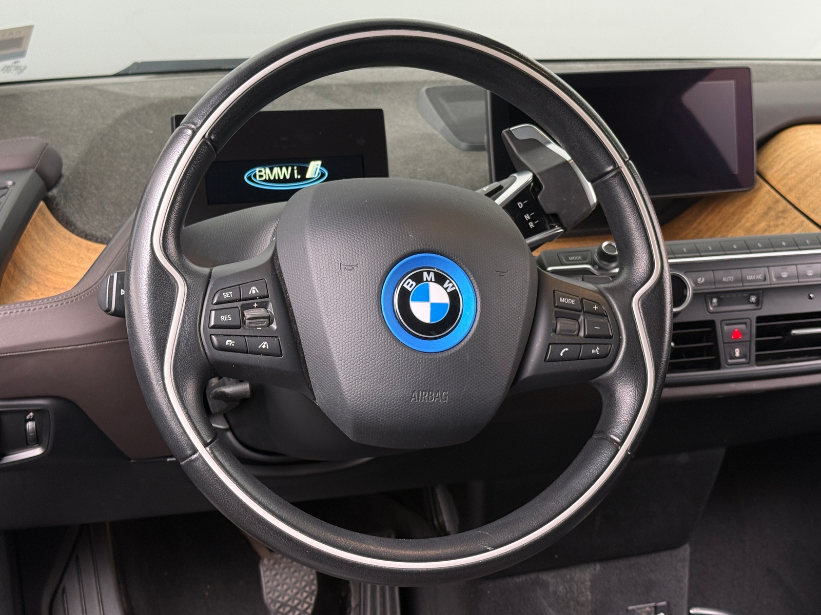 Thumbnail: 2018 BMW i3 - 5