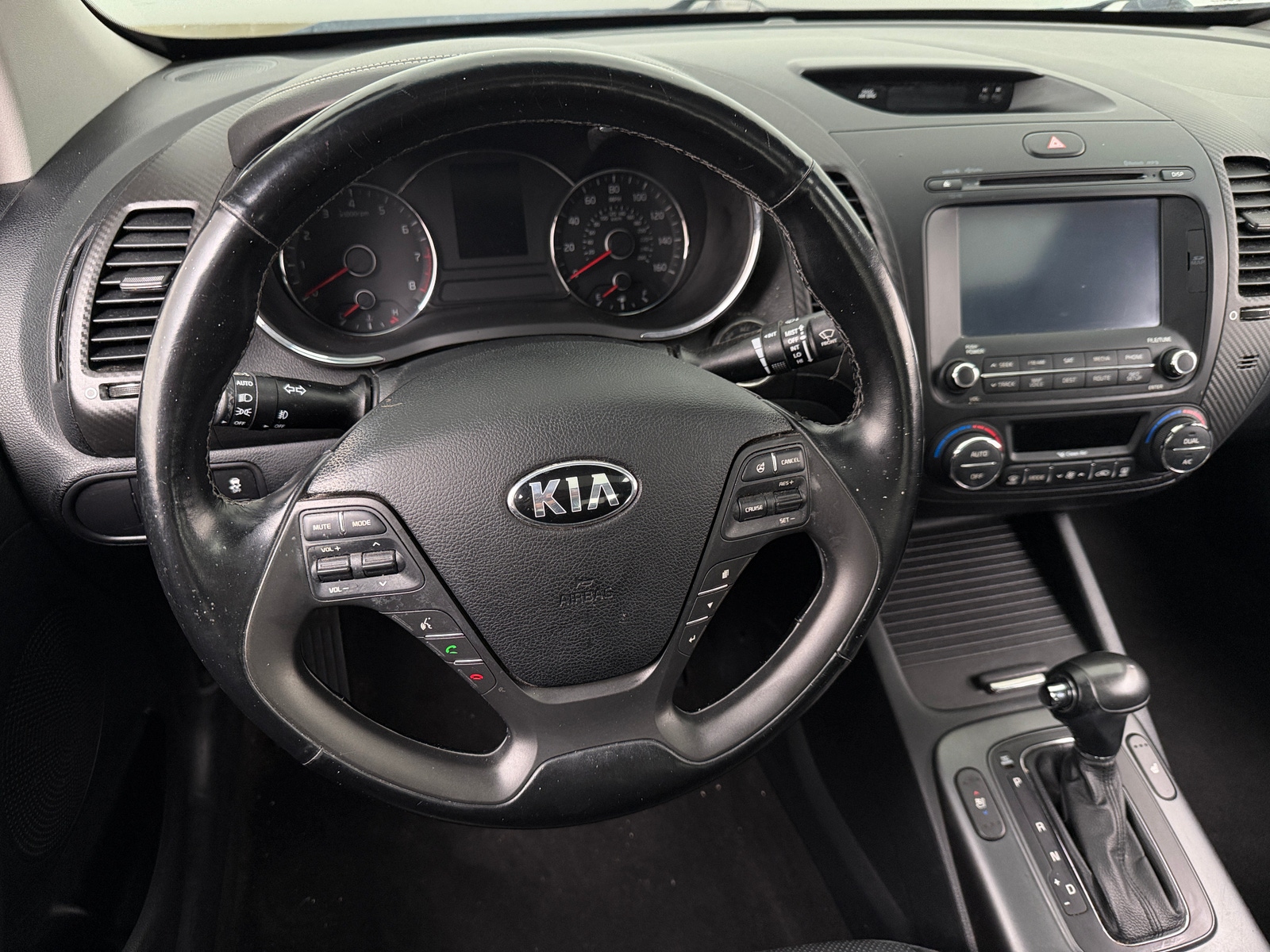 Thumbnail: 2016 Kia Forte - 3
