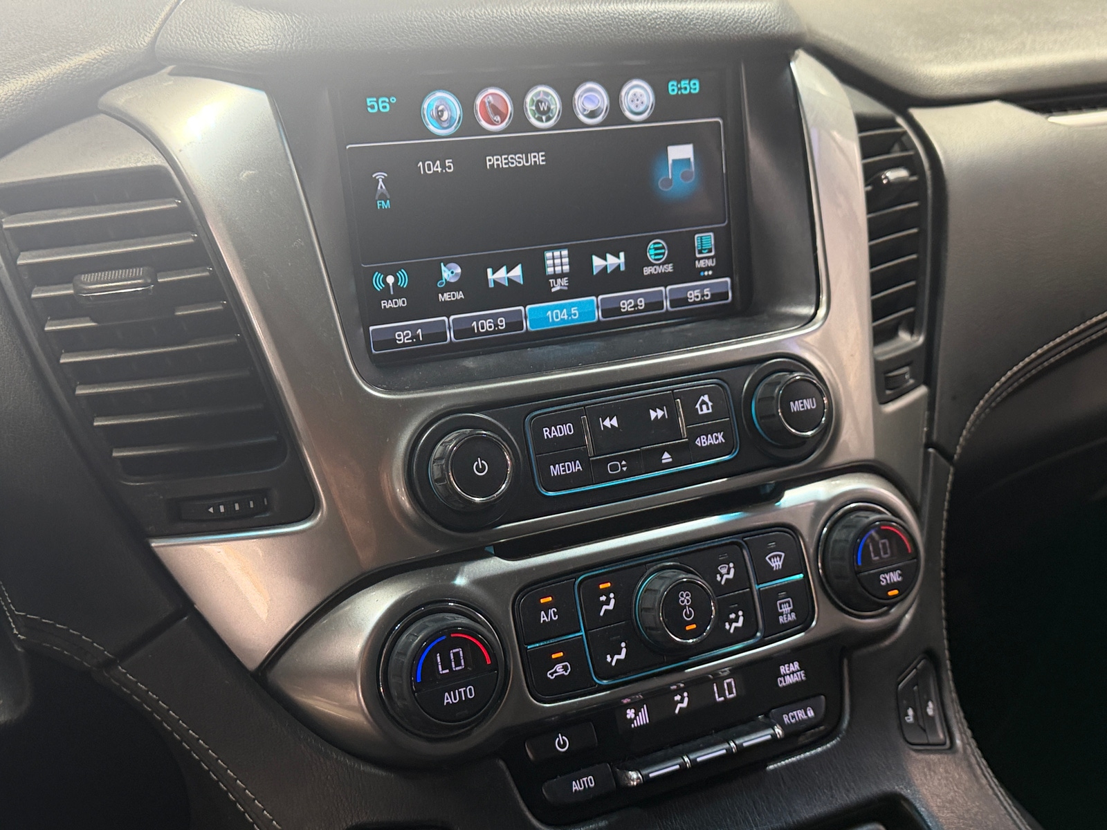 Thumbnail: 2018 Chevrolet Tahoe - 4