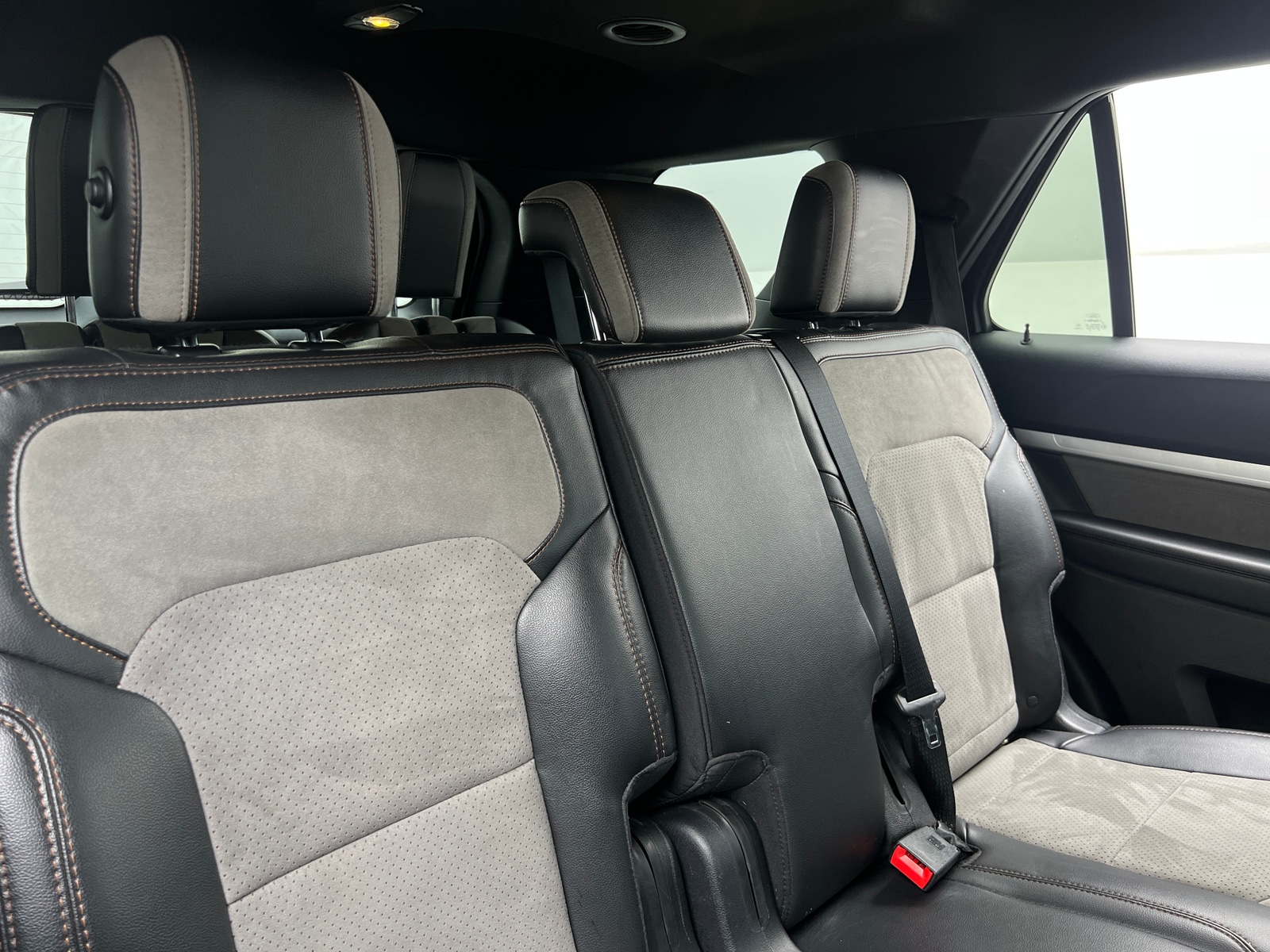 Thumbnail: 2017 Ford Explorer - 6
