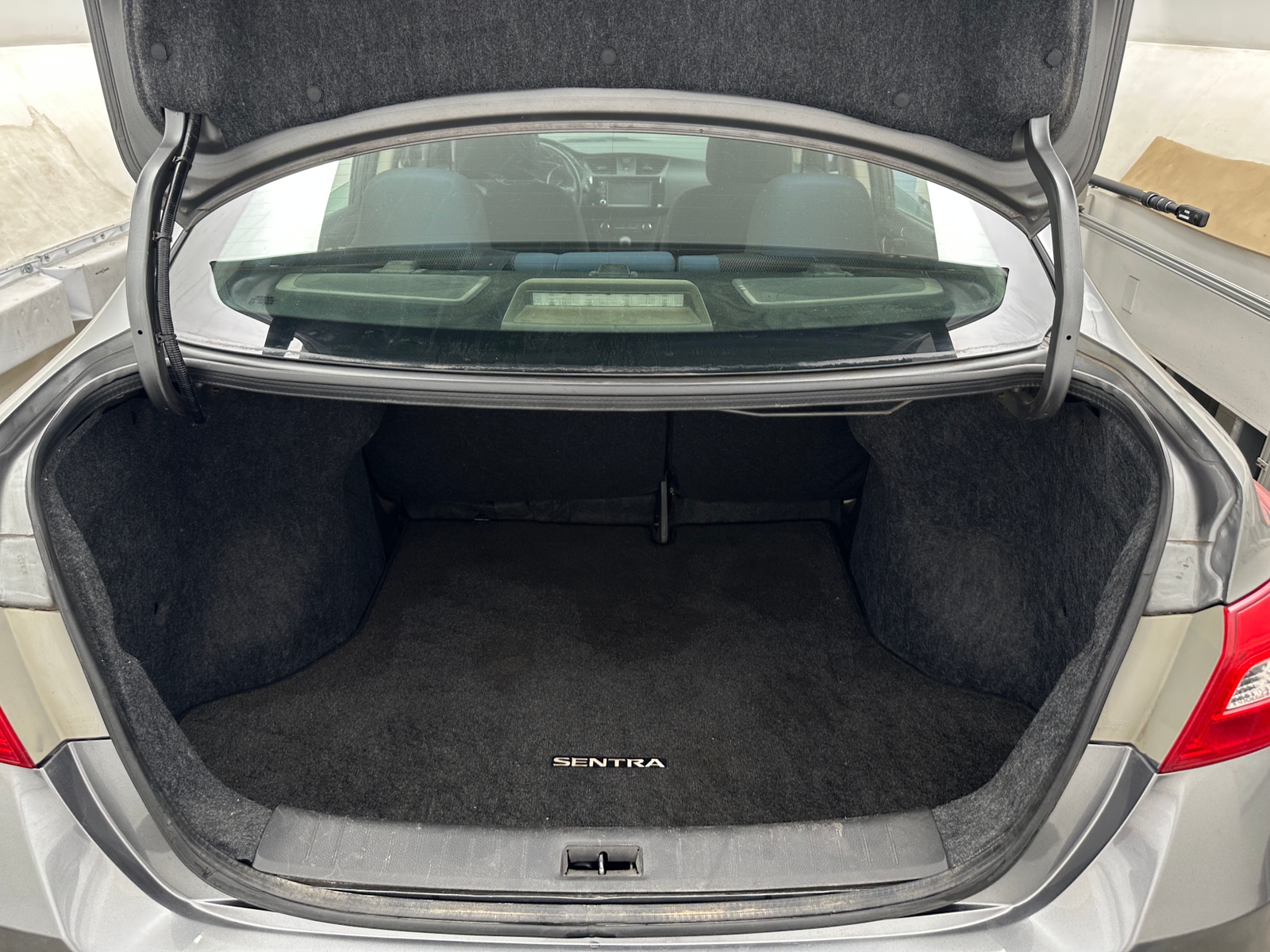 Thumbnail: 2019 Nissan Sentra - 7