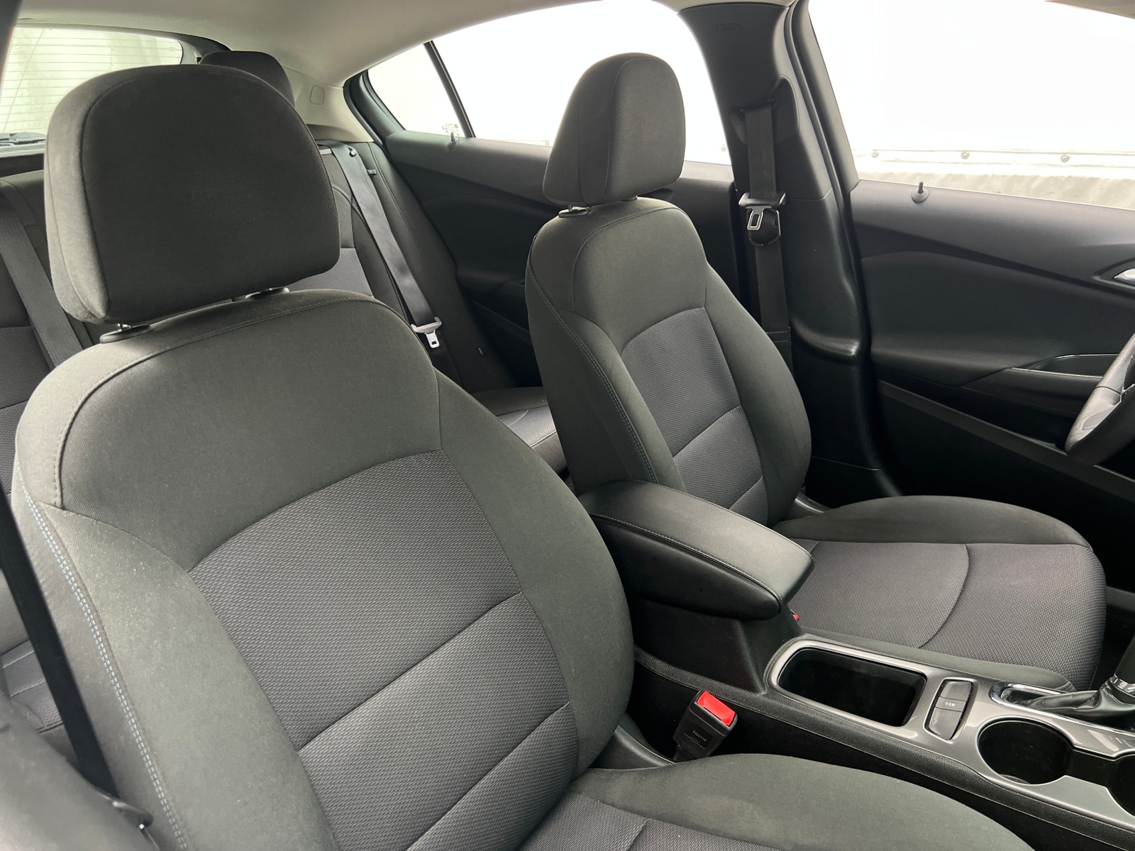 Thumbnail: 2018 Chevrolet Cruze - 2