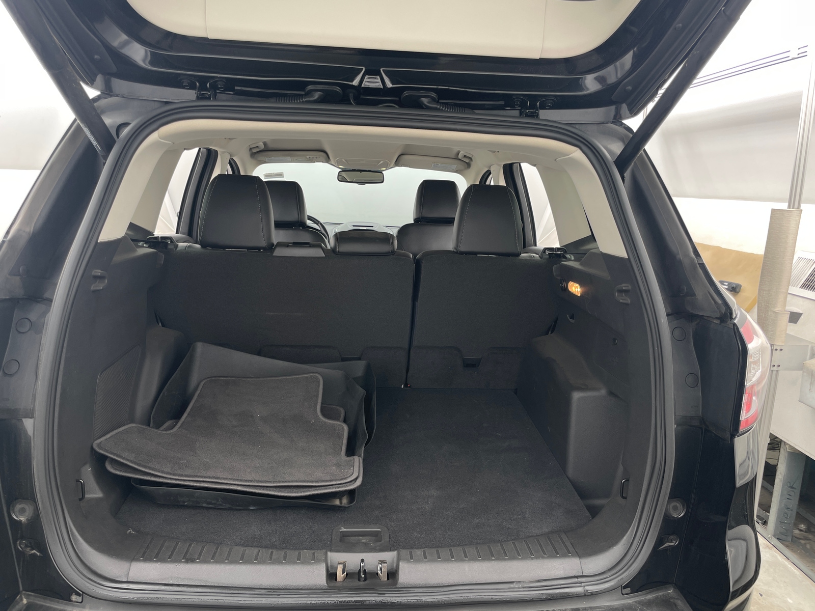 Thumbnail: 2017 Ford Escape - 6