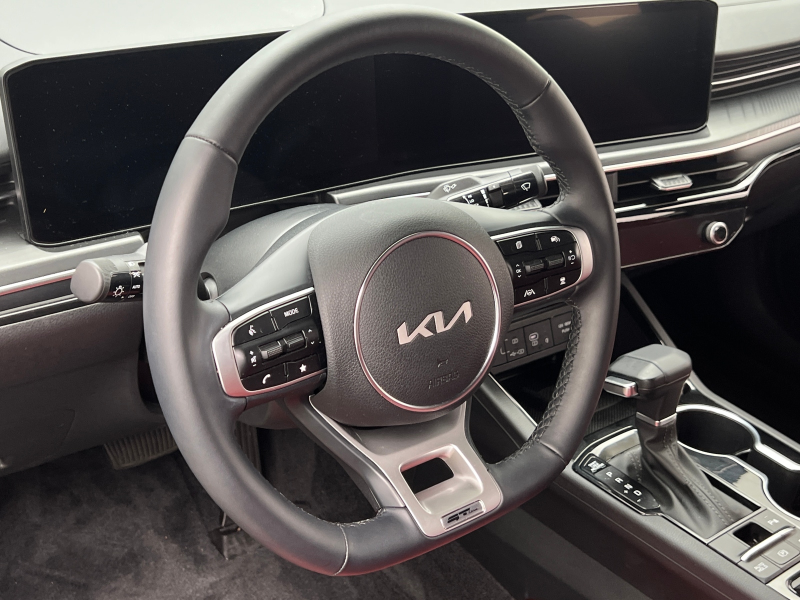 Thumbnail: 2026 Kia K5 - 4