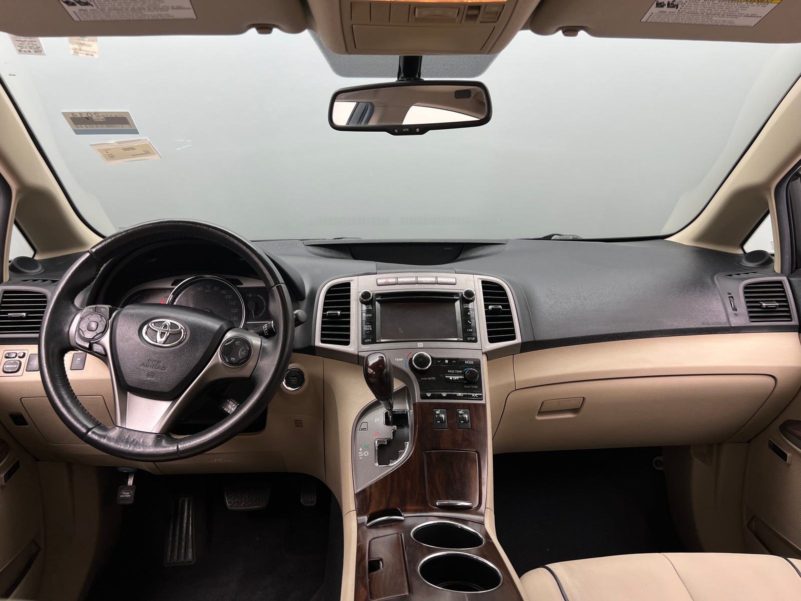 Thumbnail: 2014 Toyota Venza - 3