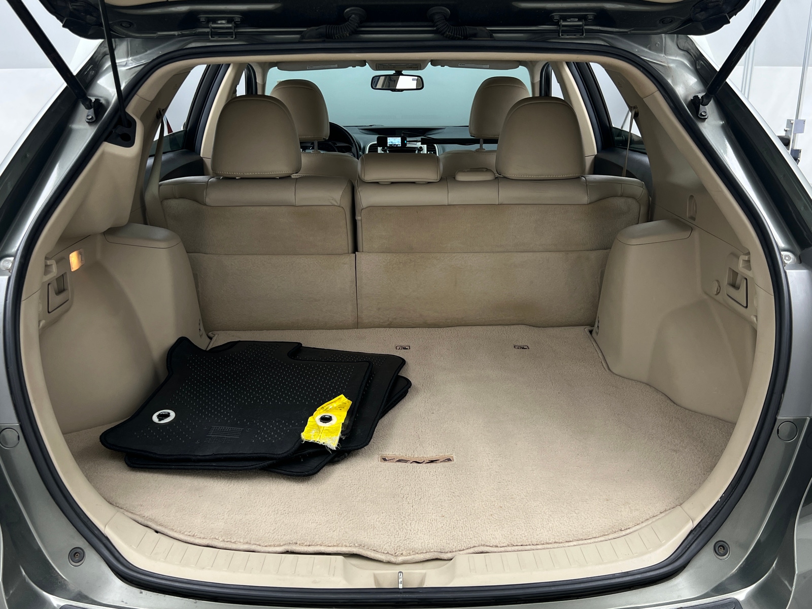 Thumbnail: 2014 Toyota Venza - 7