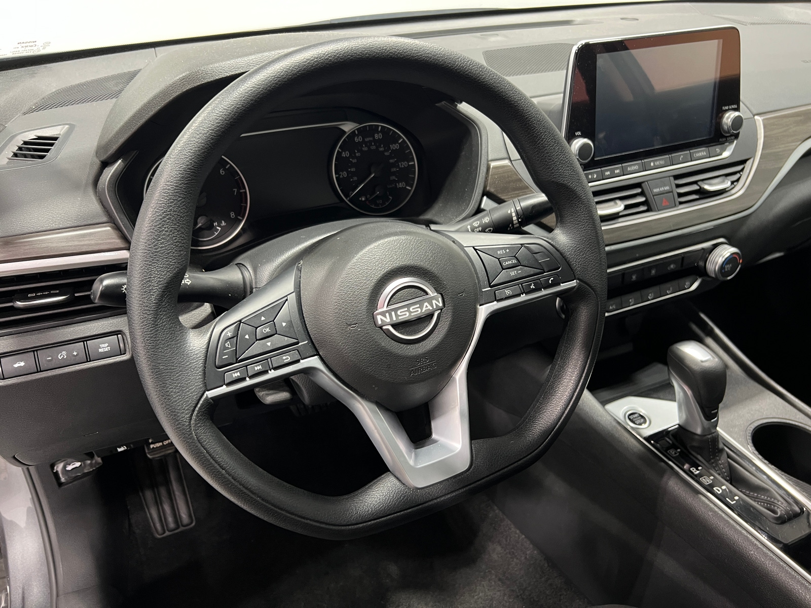 Thumbnail: 2025 Nissan Altima - 5