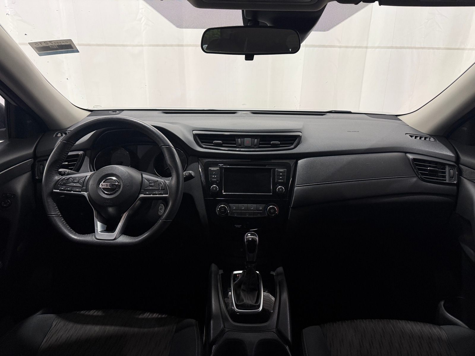 Thumbnail: 2019 Nissan Rogue - 3