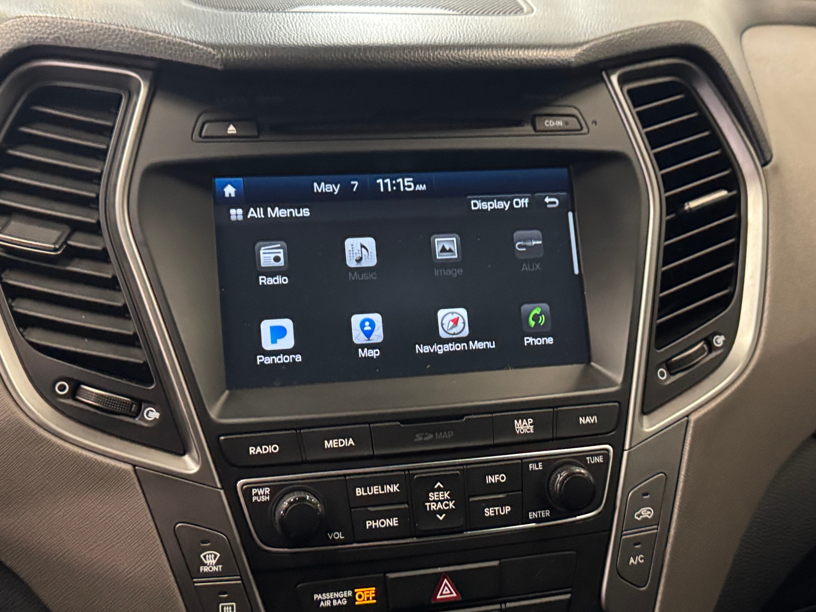Thumbnail: 2018 Hyundai Santa Fe - 3