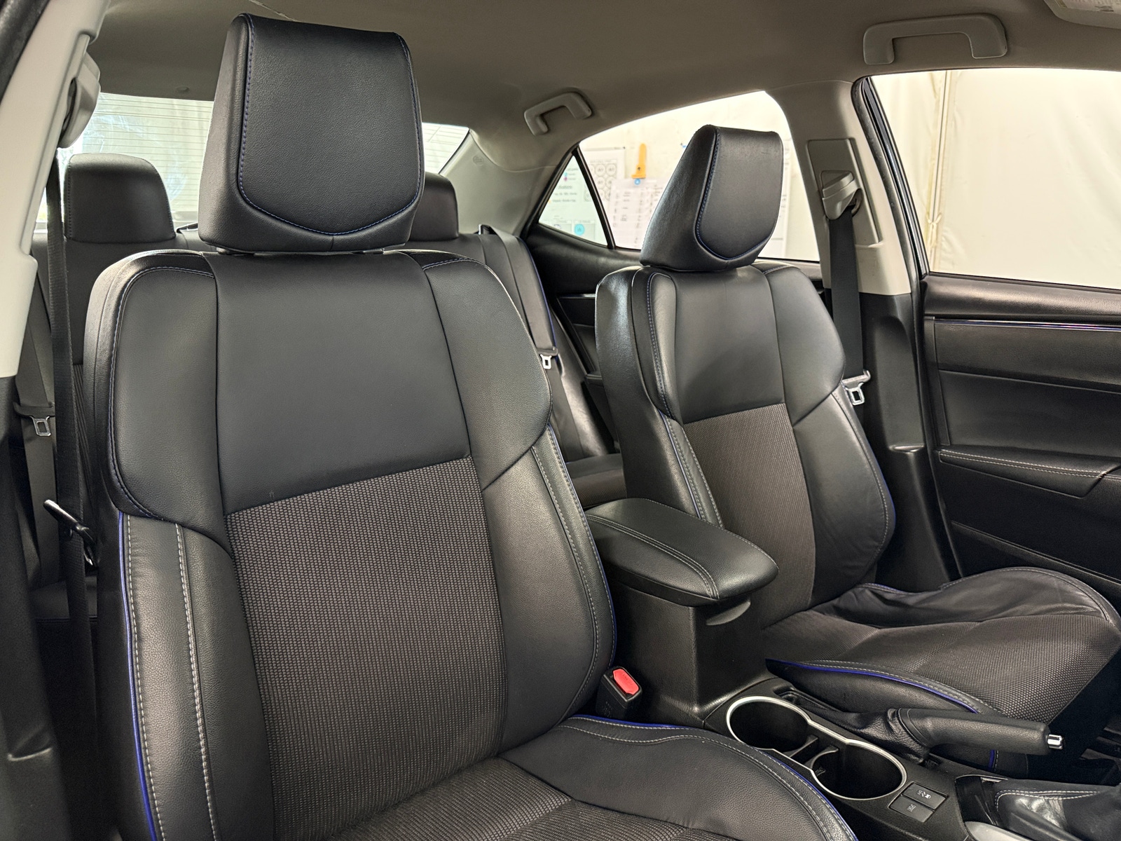 Thumbnail: 2018 Toyota Corolla - 2
