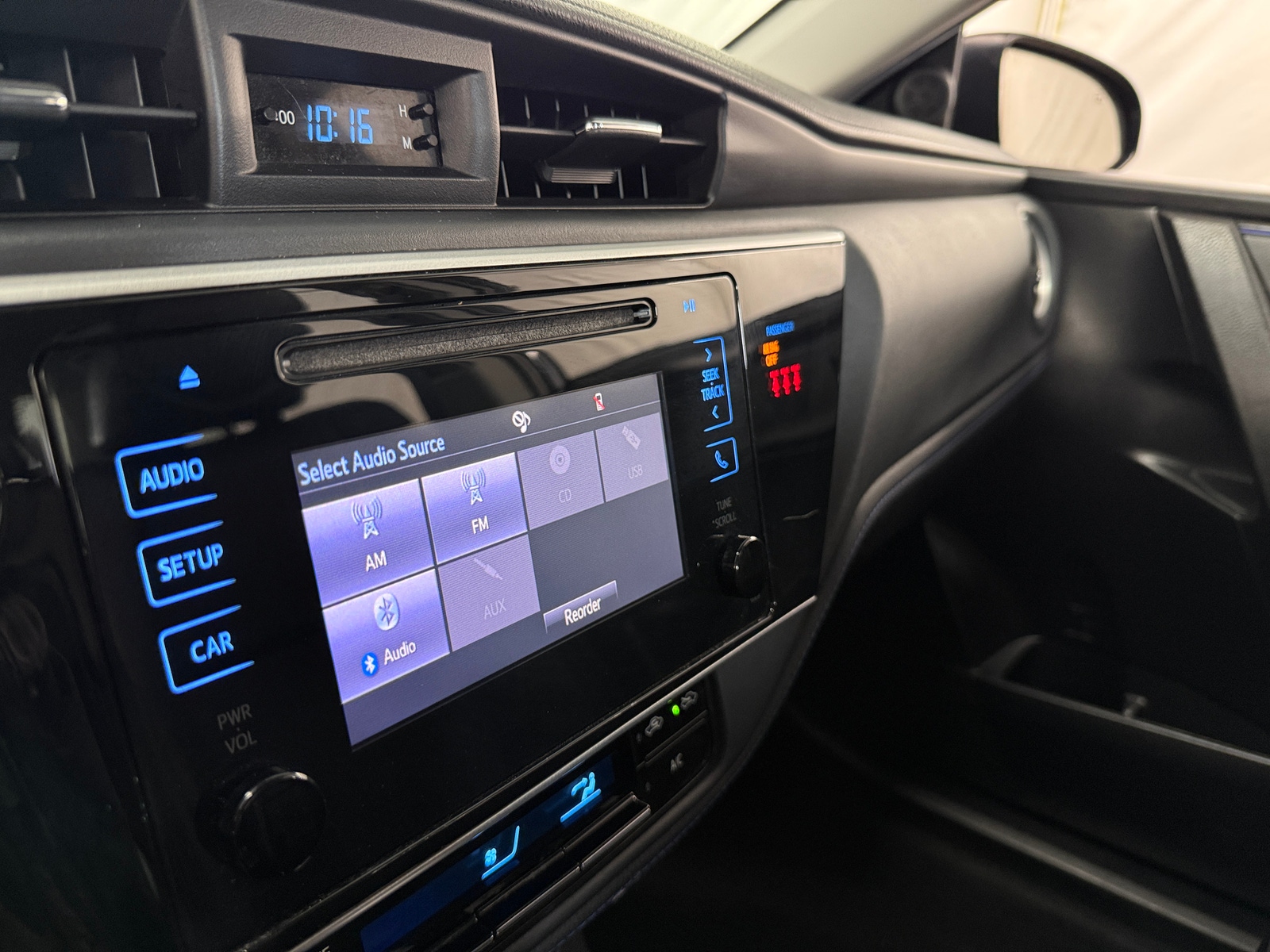 Thumbnail: 2018 Toyota Corolla - 4