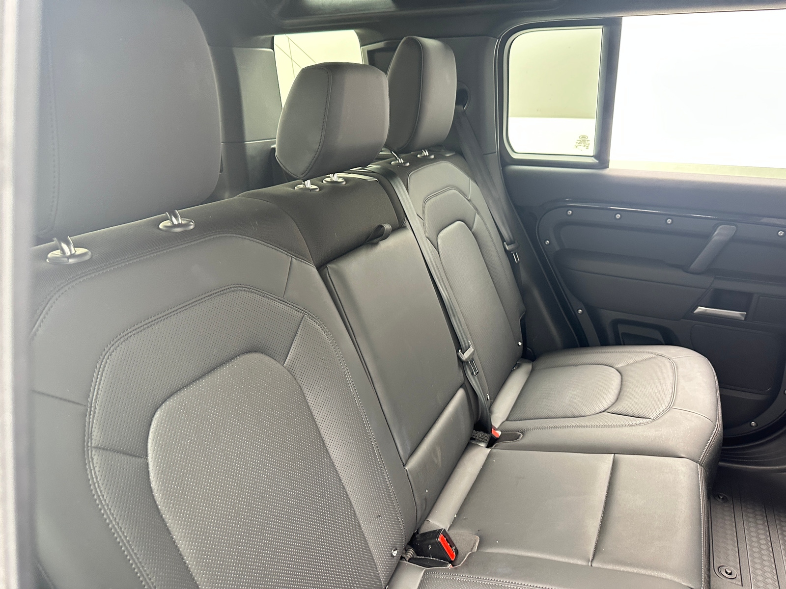 Thumbnail: 2025 Land Rover Defender - 5