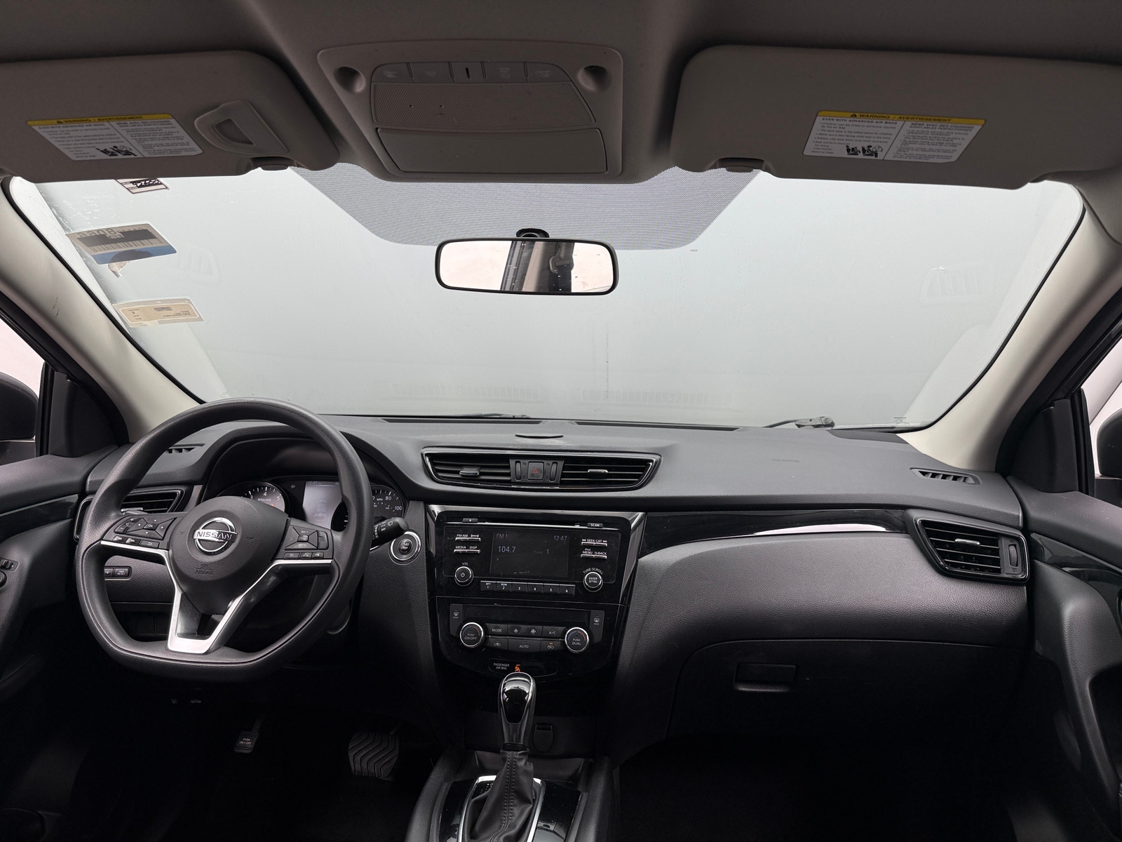 Thumbnail: 2017 Nissan Rogue Sport - 3