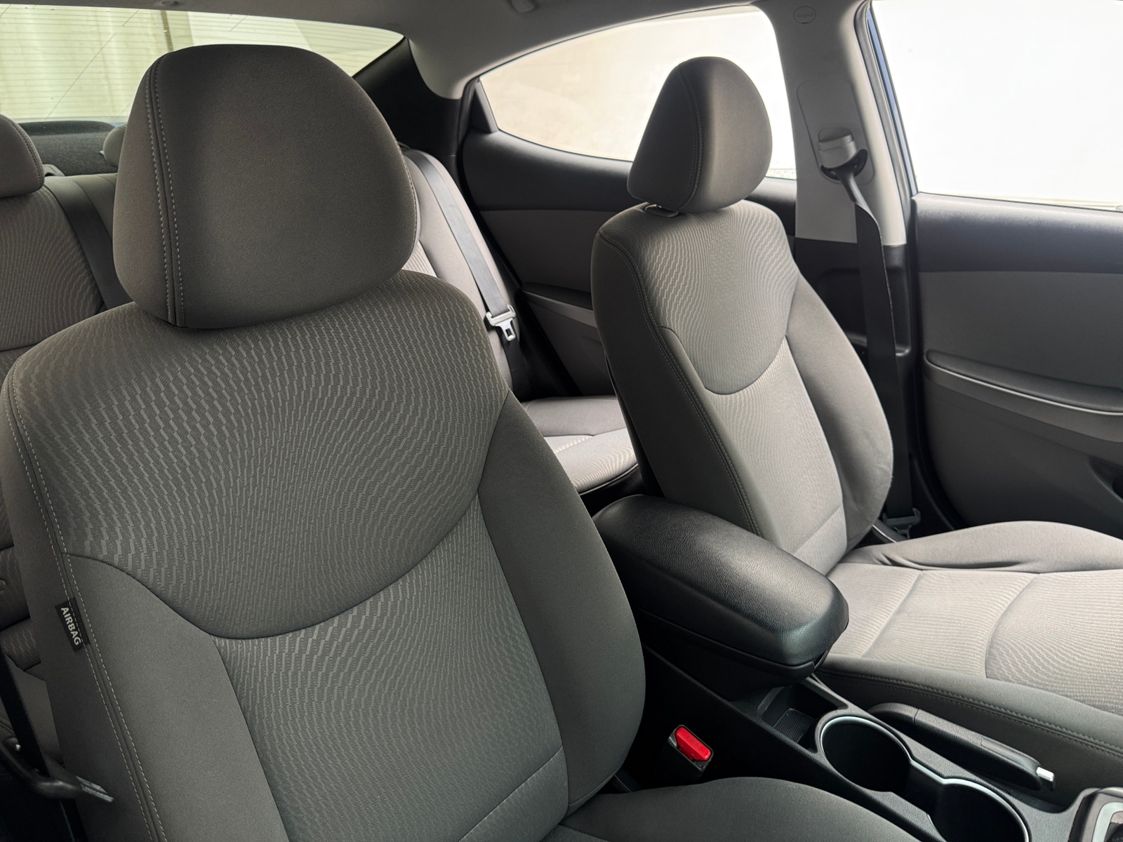 Thumbnail: 2016 Hyundai Elantra - 2