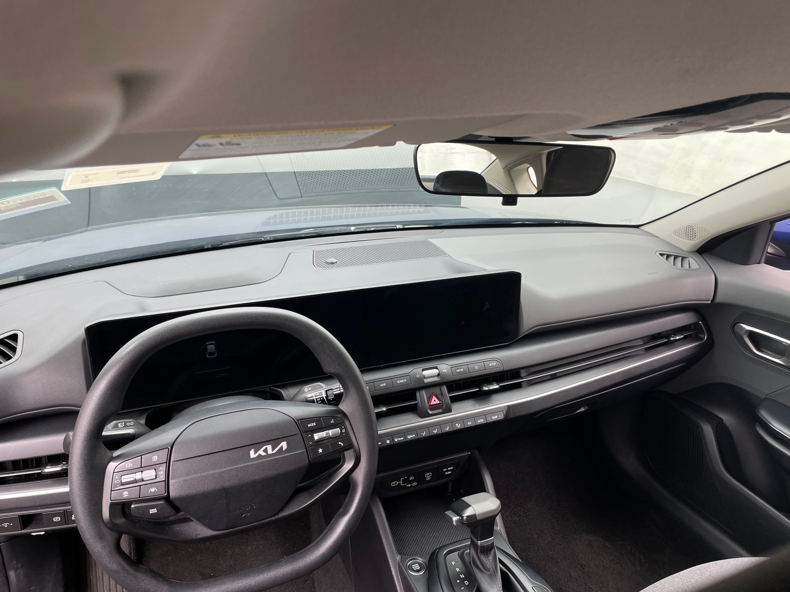 Thumbnail: 2025 Kia K4 - 3