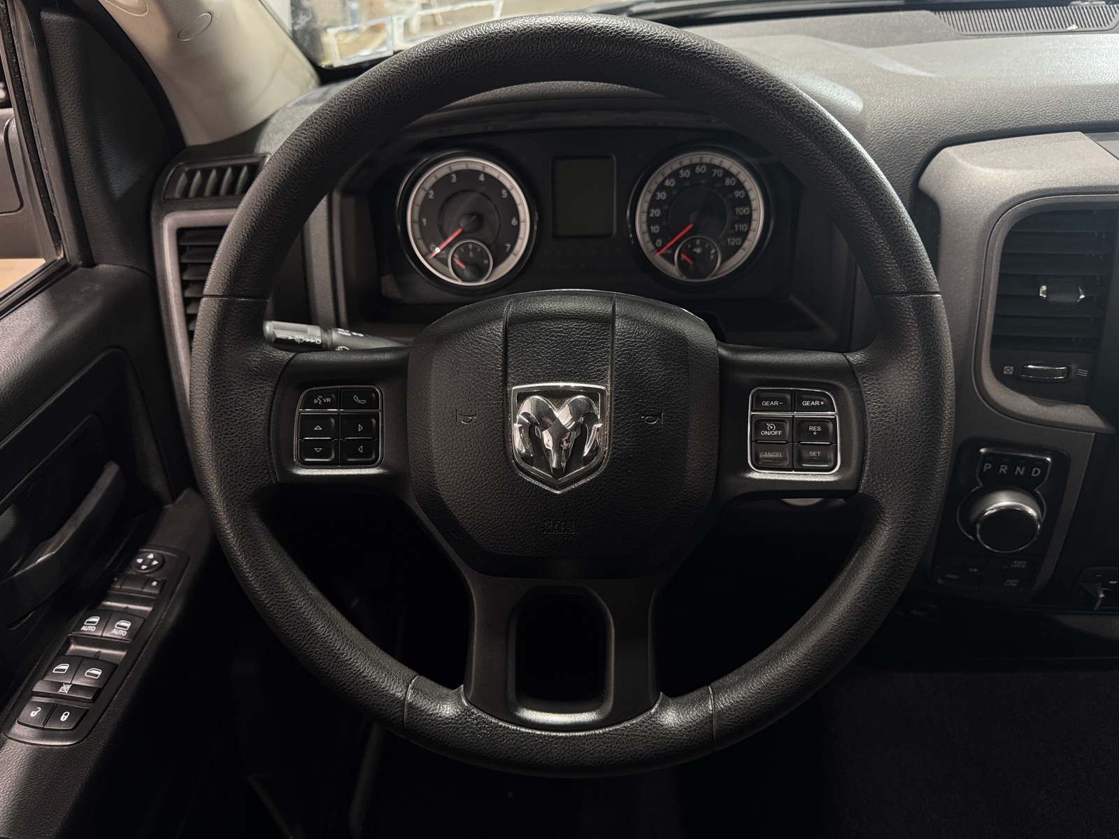 Thumbnail: 2019 RAM 1500 Classic - 4