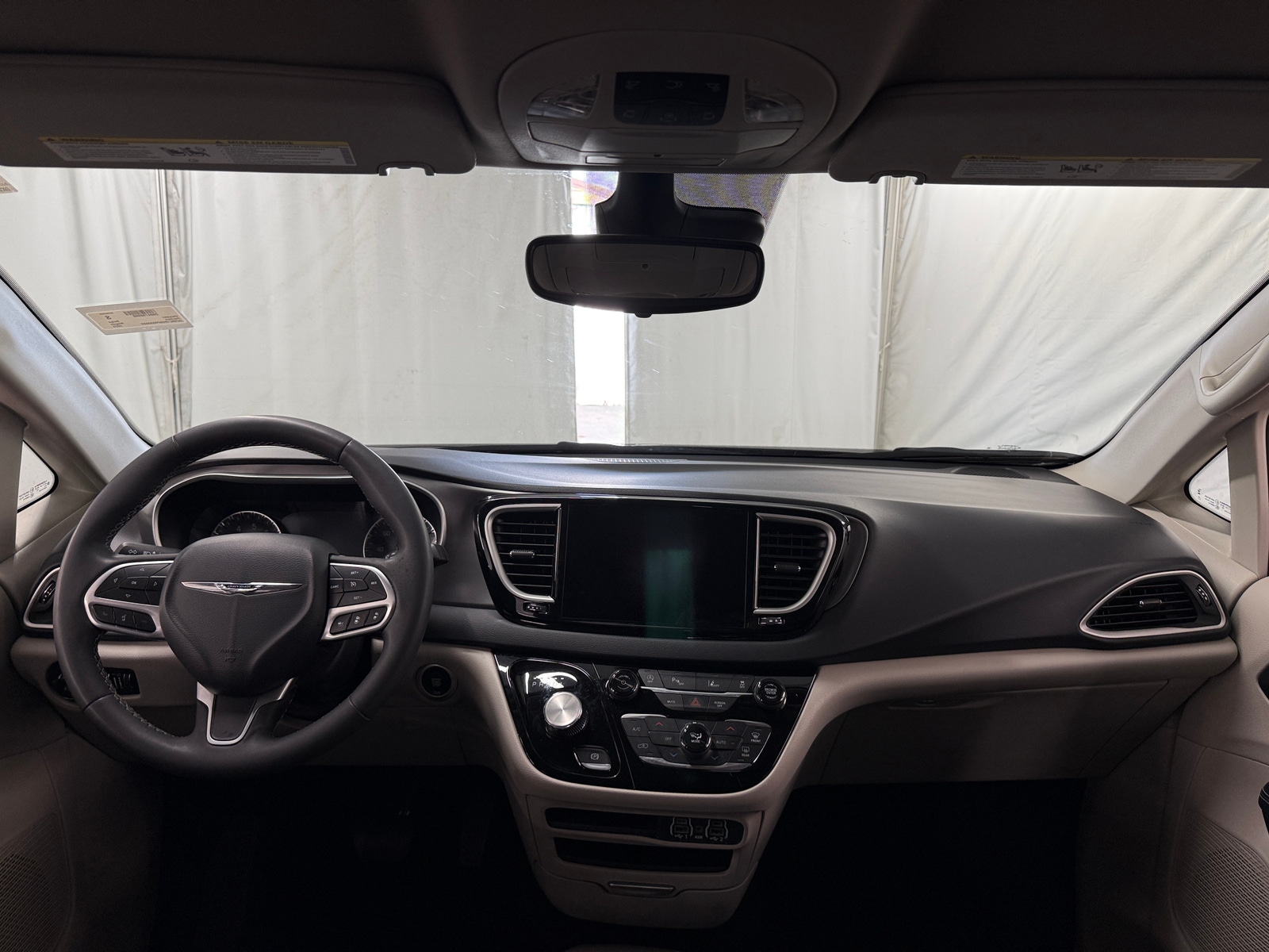 Thumbnail: 2023 Chrysler Pacifica - 2