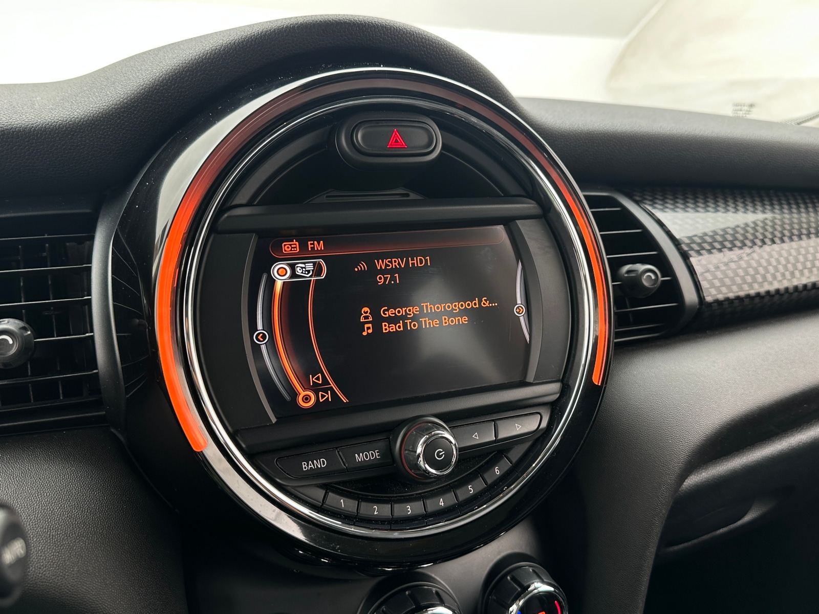 Thumbnail: 2017 MINI Cooper Hardtop - 3