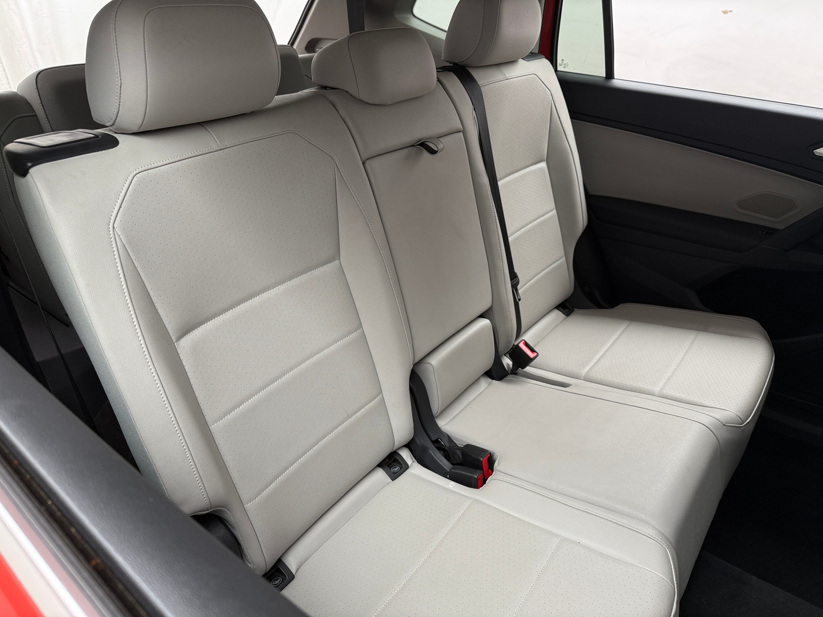 Thumbnail: 2019 Volkswagen Tiguan - 6
