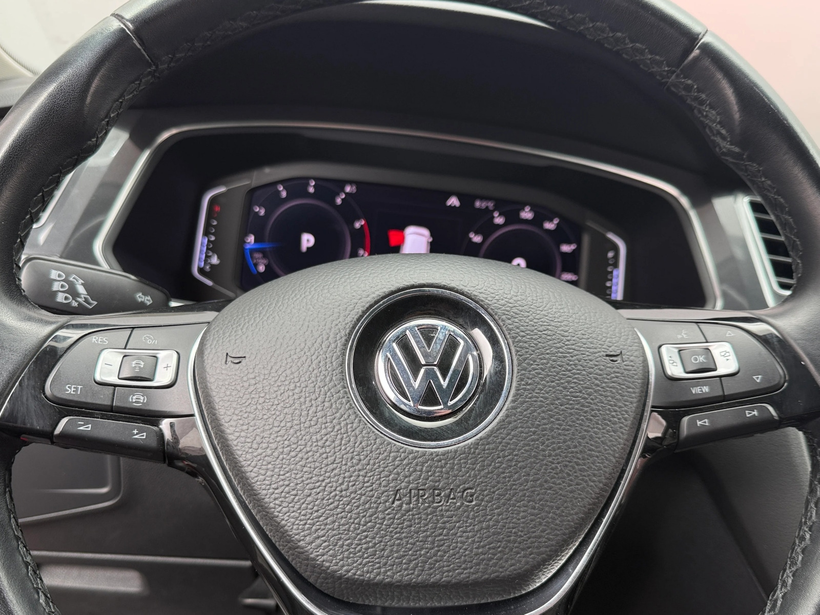 Thumbnail: 2019 Volkswagen Tiguan - 5