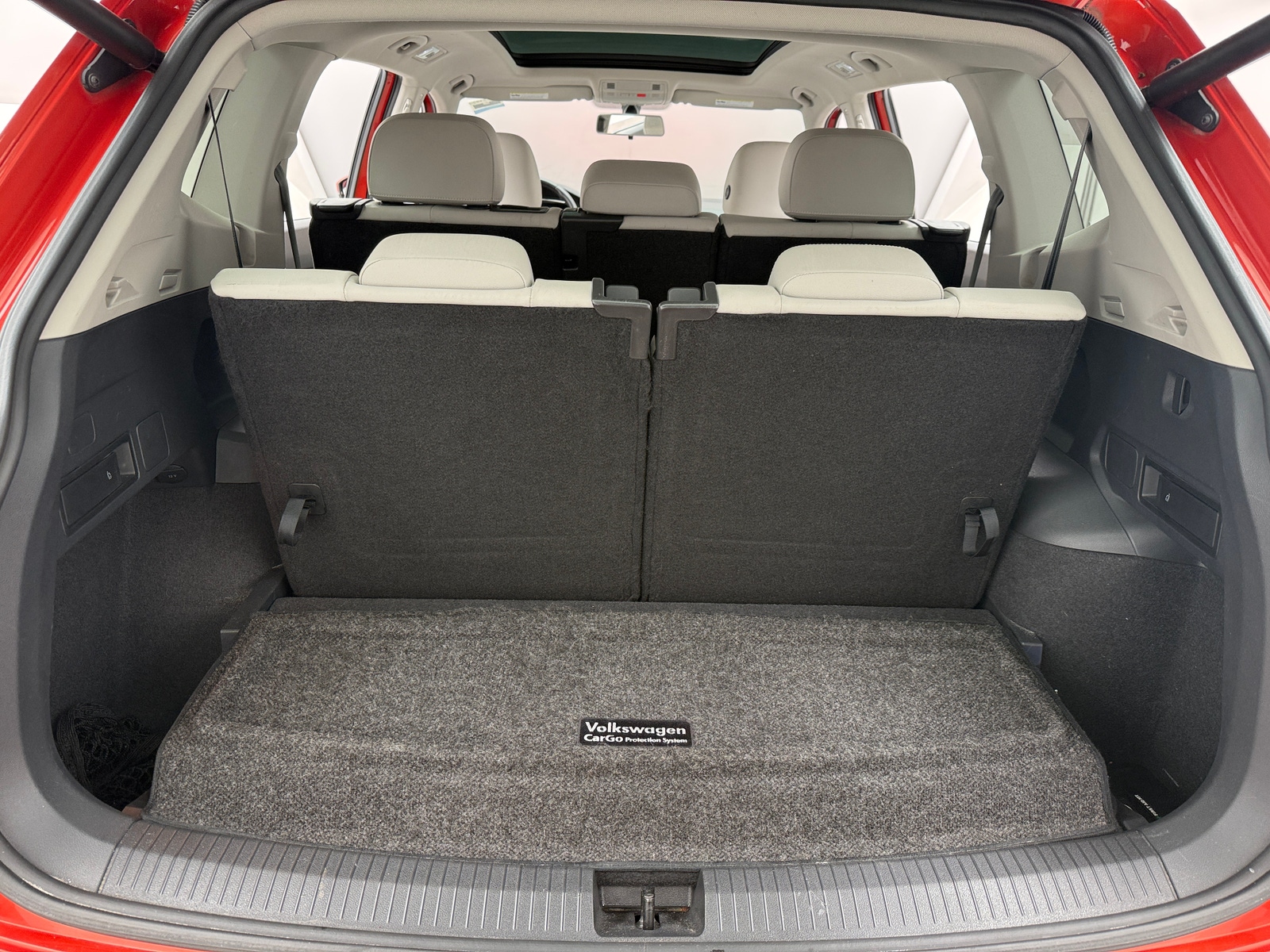 Thumbnail: 2019 Volkswagen Tiguan - 7