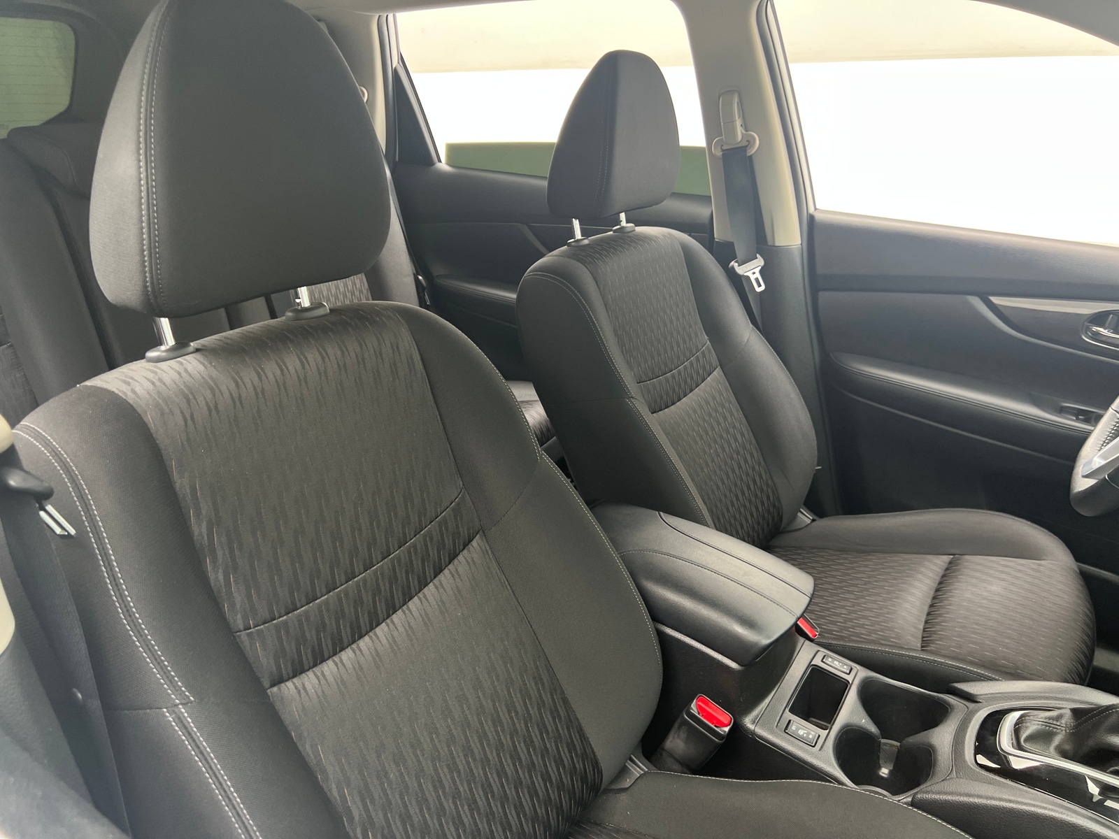 Thumbnail: 2019 Nissan Rogue - 2