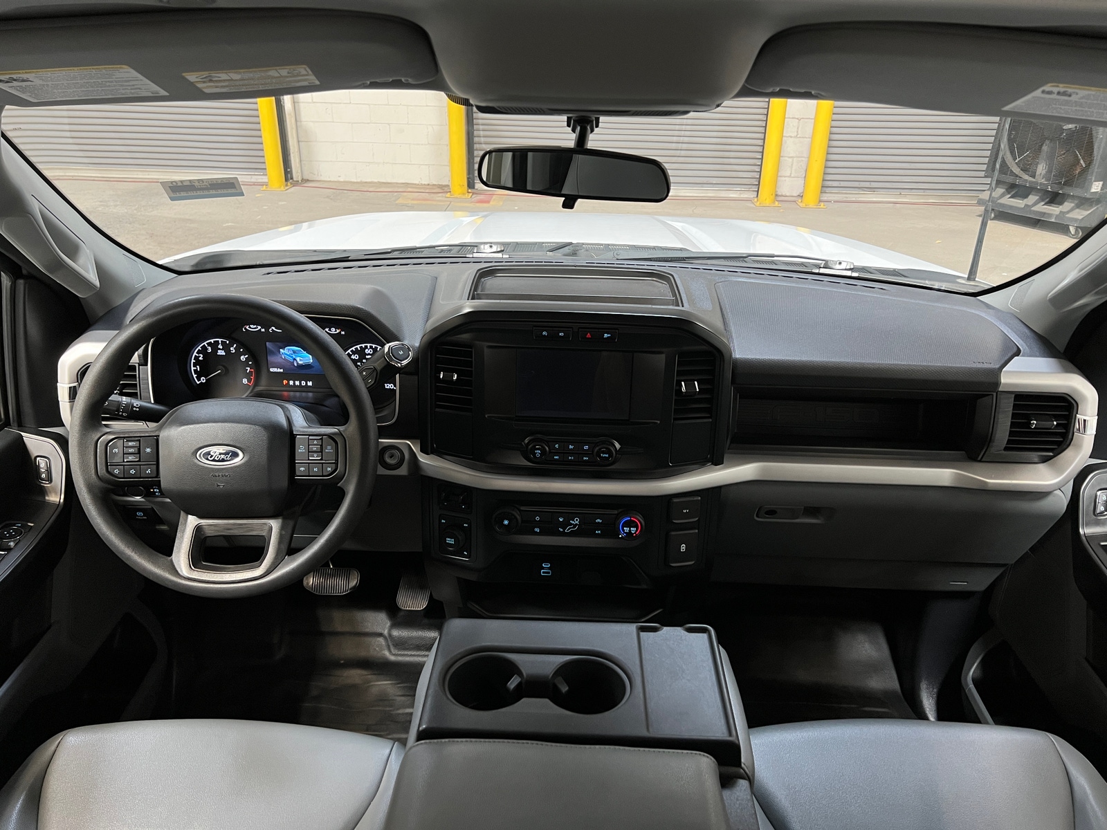 Thumbnail: 2022 Ford Econoline - 3