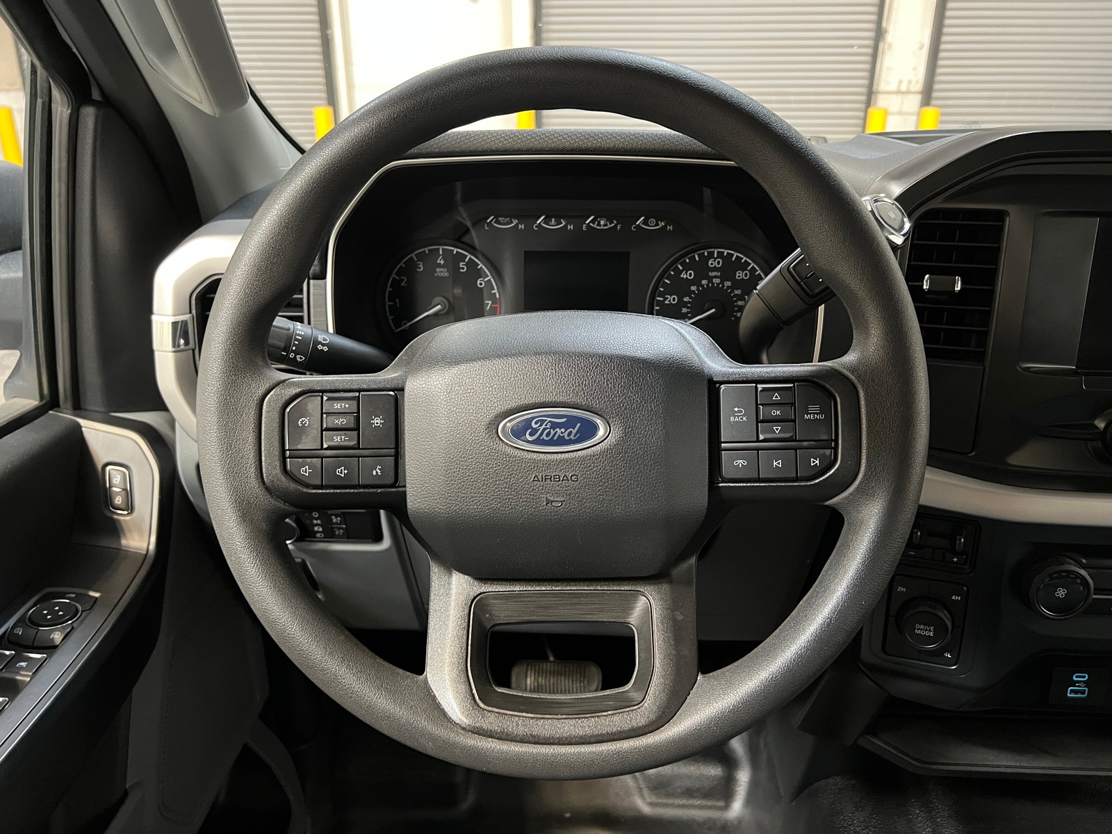 Thumbnail: 2022 Ford Econoline - 5