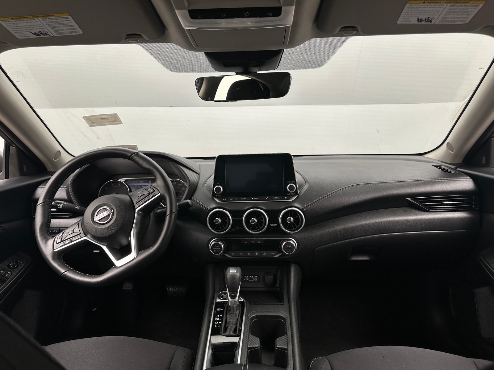 Thumbnail: 2025 Nissan Sentra - 3