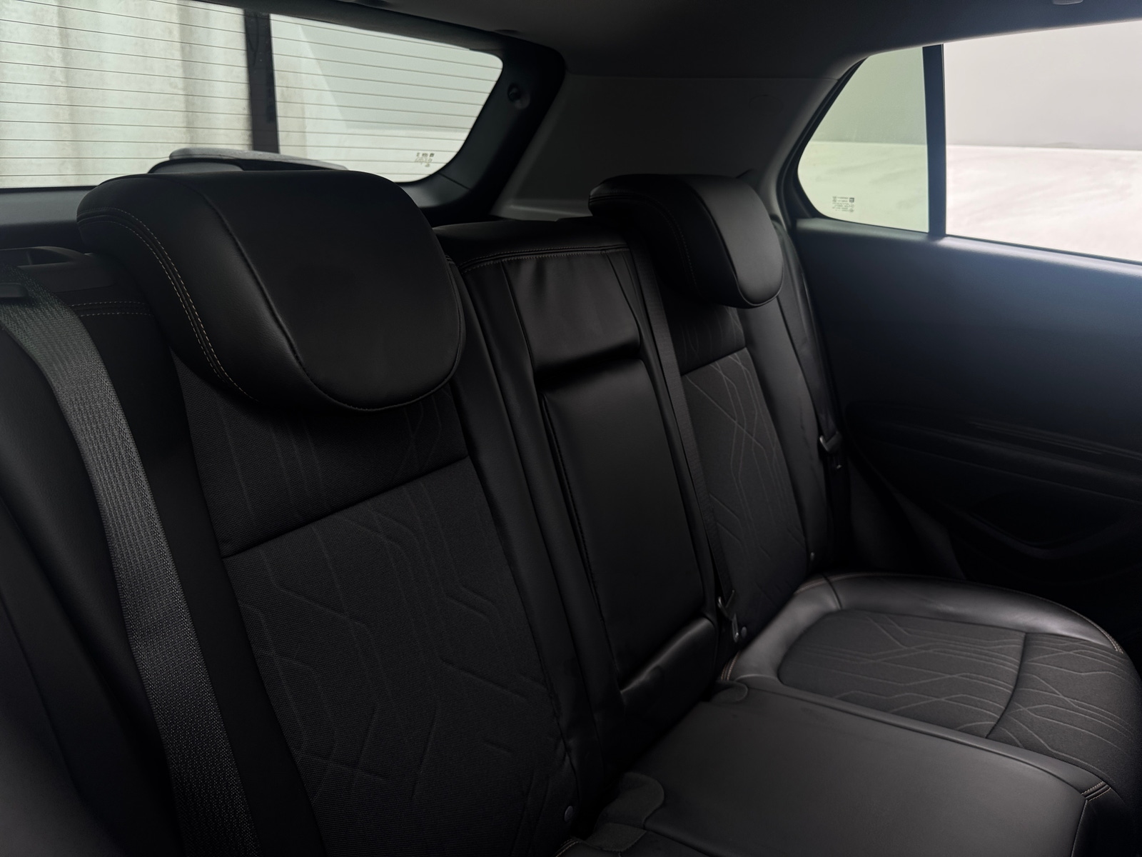 Thumbnail: 2022 Chevrolet Trax - 5