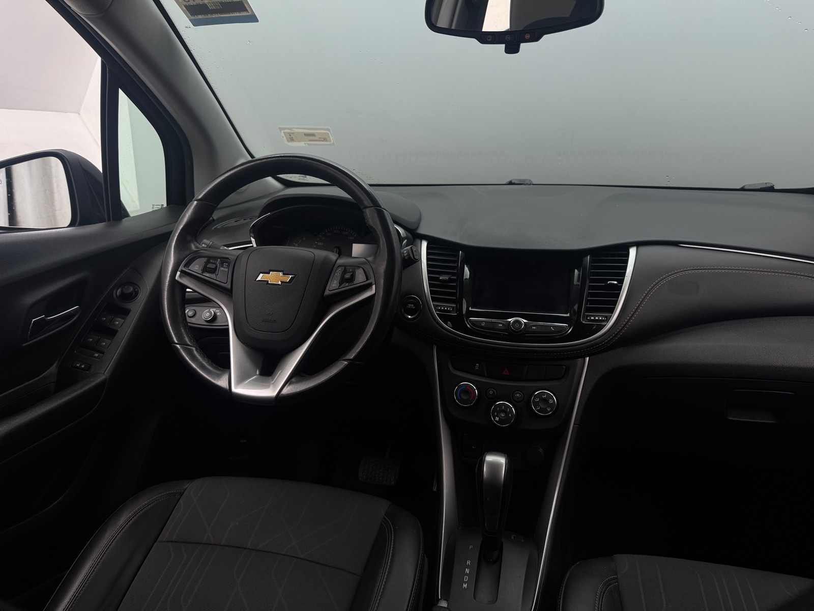 Thumbnail: 2022 Chevrolet Trax - 2