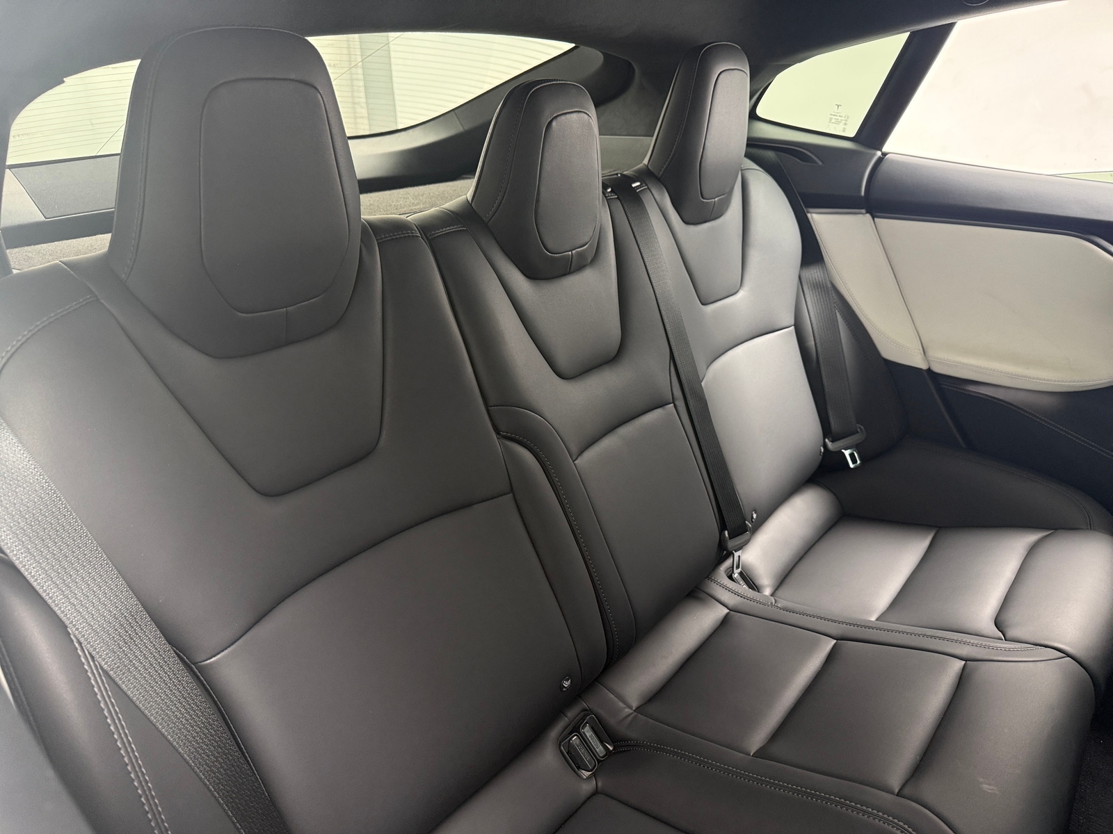 Thumbnail: 2018 Tesla Model S - 5