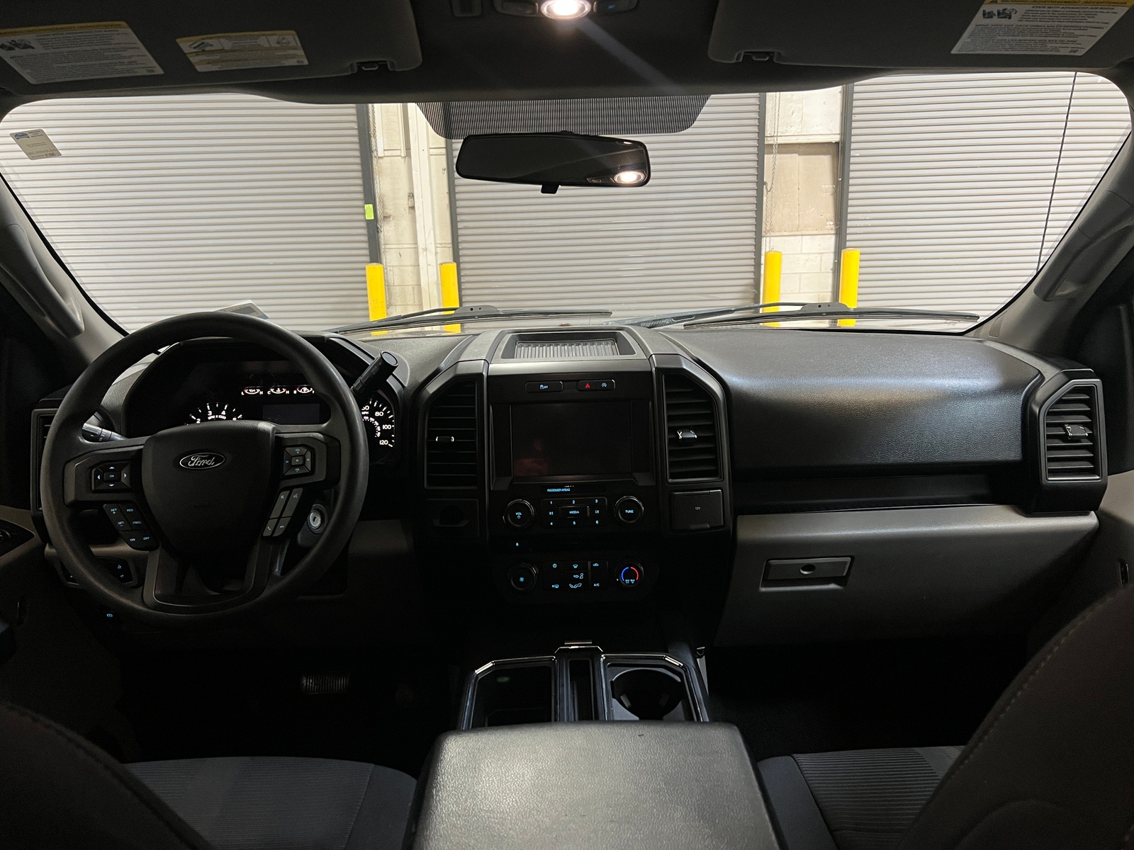 Thumbnail: 2018 Ford Econoline - 3