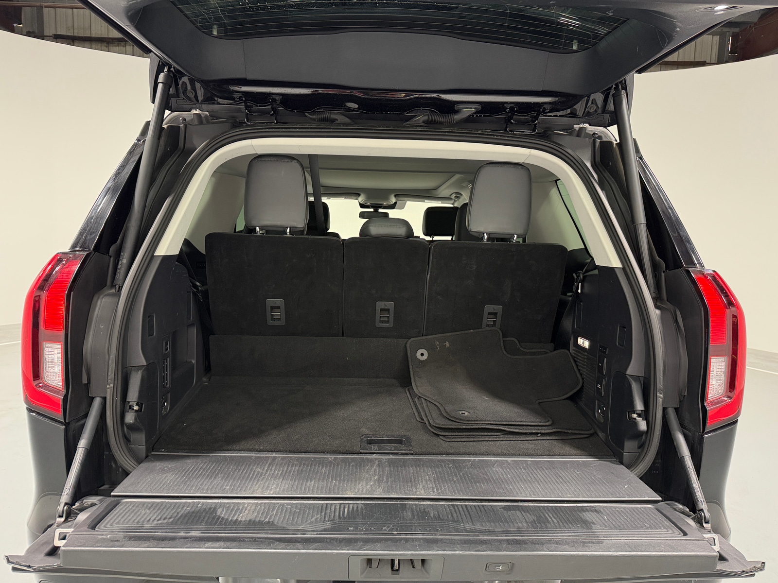 Thumbnail: 2025 Ford Expedition - 6