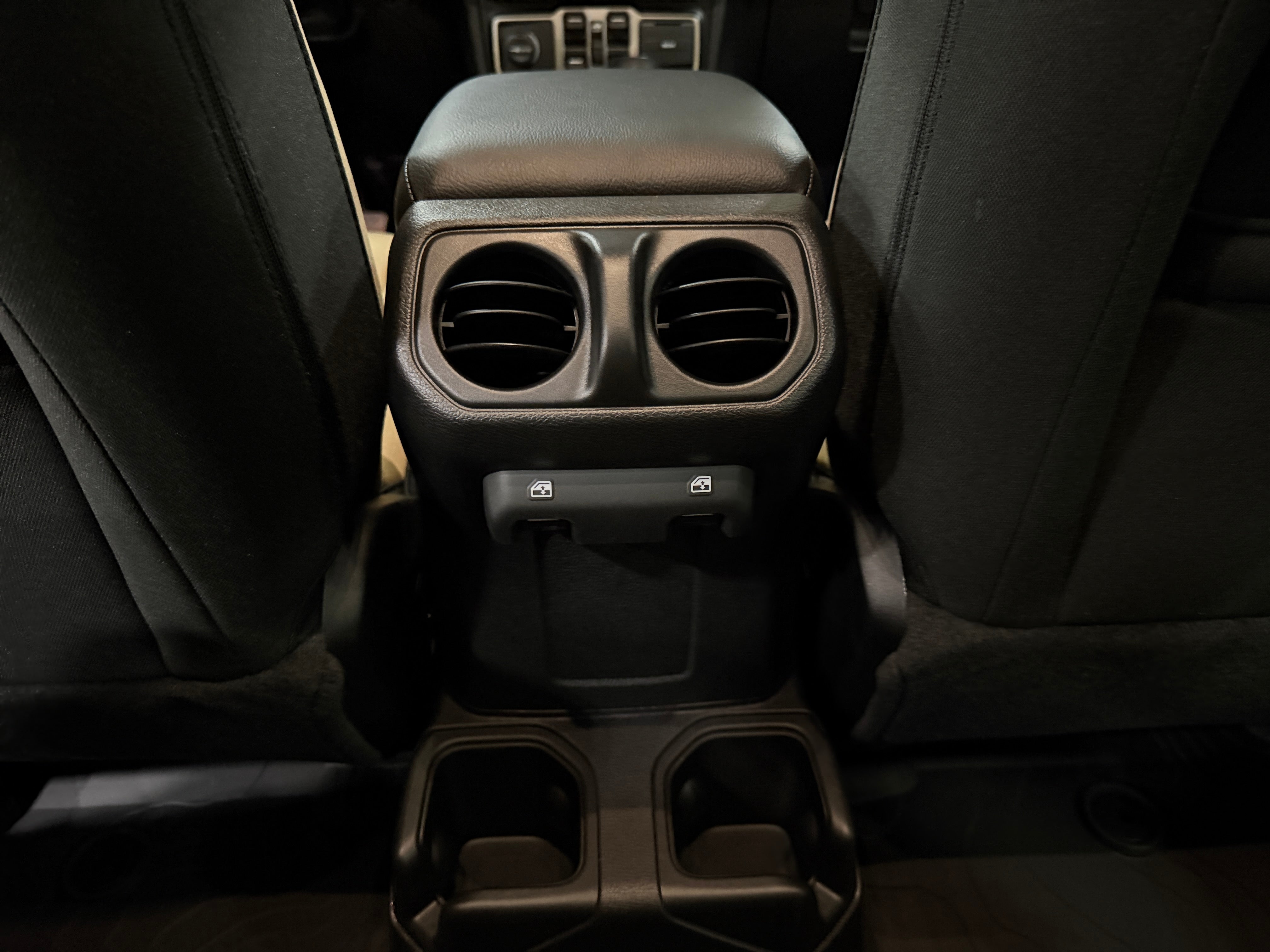 2026 Jeep Wrangler 4-Door Willys - Photo 8