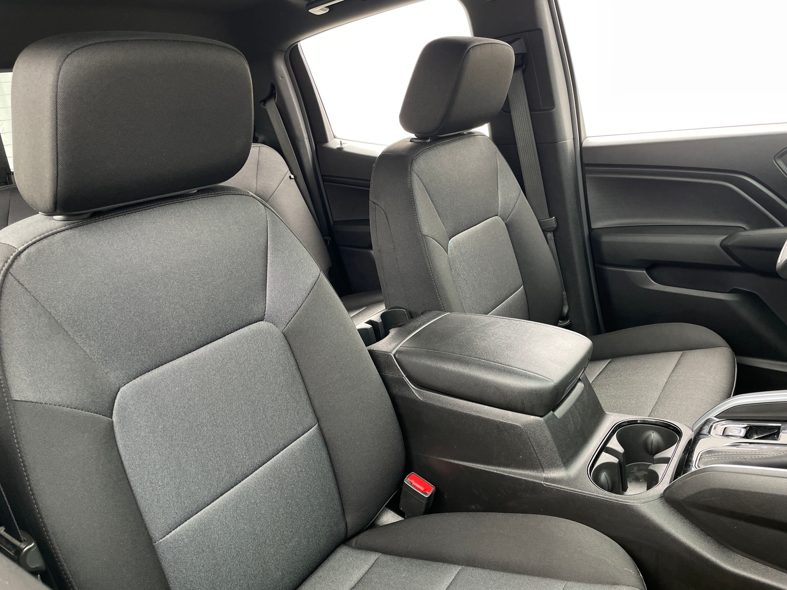 Thumbnail: 2023 Chevrolet Colorado - 2