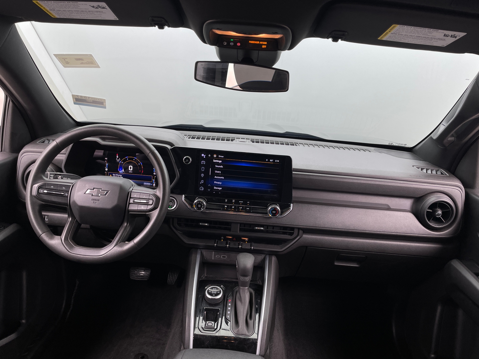 Thumbnail: 2023 Chevrolet Colorado - 3